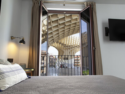 2 noches en ático con terraza privada, cava y bombones en Welldone Metropol