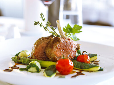 Cofanetto Un compleanno con gusto: 1 deliziosa cena per 2 tra i paesaggi della Svizzera