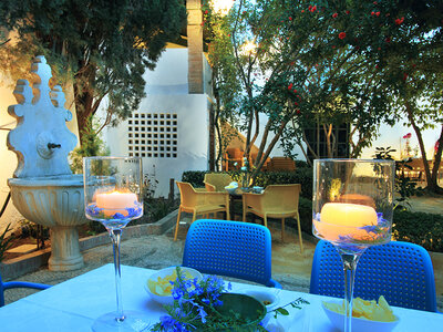 1 noche en habitación museo con desayuno y cena en Hotel Museo Patria Chica 4*