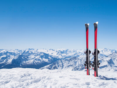 Caja Curso de esquí de 3 horas y alquiler de material en Baqueira