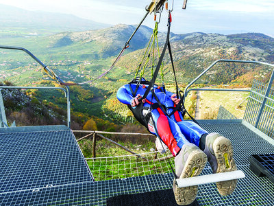 Cofanetto Passione adrenalina: 1 entusiasmante volo su ZipLine con video ricordo