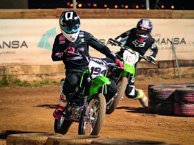 Caja Iniciación en moto Kawasaki KLX 140cc de 3 horas con Rocco's Ranch