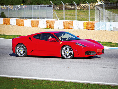 Caja Conducción de Ferrari F430 F1 y Lamborghini Gallardo en el circuito de Brunete