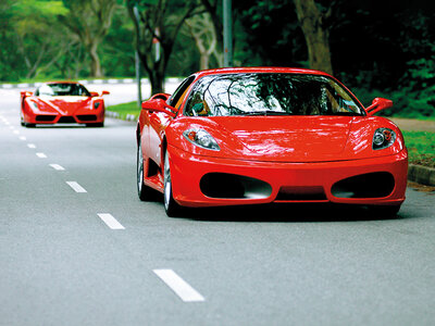 Caja regalo Conducción Ferrari F430 F1 y Lamborghini Gallardo en carretera