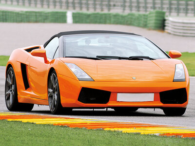 Caja regalo Conducción de Lamborghini Gallardo en el circuito de Brunete