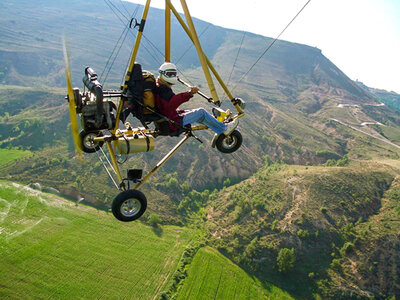 Caja Madrid desde el cielo: vuelo en ultraligero-trikes de 30 minutos