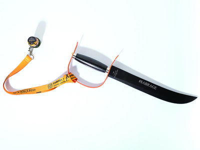 Coffret Sabrage du champagne livré à domicile