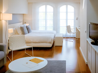 Caja regalo 1 noche en habitación doble con acceso spa en el Hotel Gran Claustre 4*