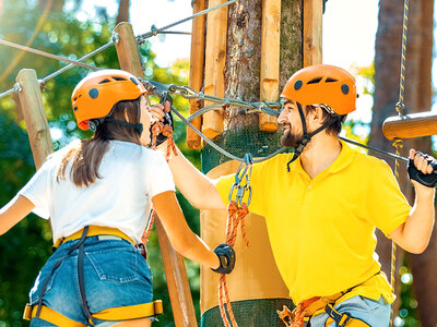 Cofanetto regalo Emozioni in famiglia: ingresso al Veja Adventure Park con pranzo