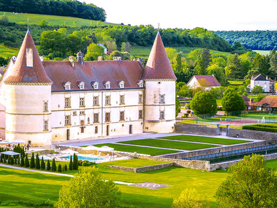 Coffret cadeau Echappée gourmande : 1 nuit en hôtel de luxe avec souper romantique en Suisse ou France