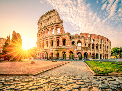 Cofanetto regalo La grande bellezza di Roma: tour guidato per 2 del Colosseo e dei sotterranei di San Clemente