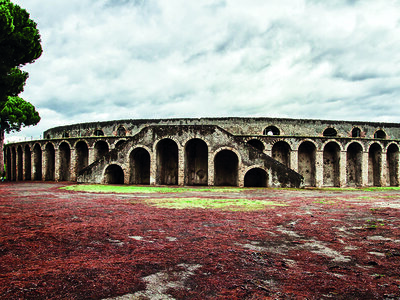 Cofanetto Alla scoperta di Pompei: tour guidato con biglietti salta fila e pranzo tipico per 2