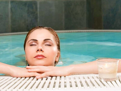 Caja Qubico Urban Spa: circuito de hidroterapia de 45 min para 2 personas