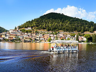 Cofanetto Emozioni e divertimento al Lago di Piediluco: tour in battello e in bicicletta per 2