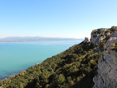 Cofanetto regalo Cagliari dall’alto: percorso di trekking all'alba sulla Sella del Diavolo con colazione