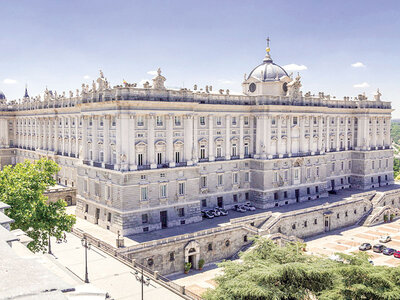 Caja Tour guiado por el Palacio Real de Madrid y tapas para 2 personas