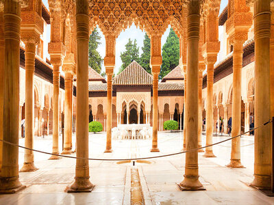 Mágica Granada: tour guiado por la Alhambra para 2 personas