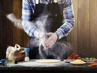 Cofanetto regalo Passione pizza: 1 divertente lezione di cucina con pranzo incluso per 2 persone