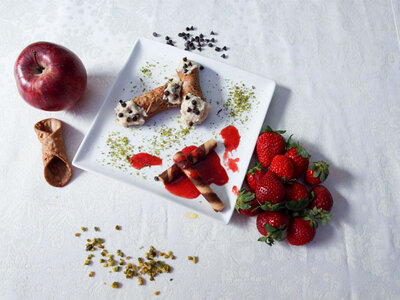 Cofanetto Dall’antipasto al dessert: i sapori di Palermo a tavola con un menù per 2 persone