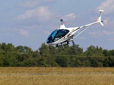 Vol en hélicoptère de 20 min au-dessus de l'Essonne