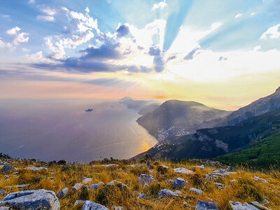 Cofanetto regalo Il Sentiero degli Dei: tour privato per 6 persone tra i panorami della Costiera Amalfitana