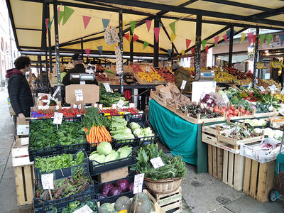 Coffret Saveurs de Venise : visite guidée du marché du Rialto et cours de cuisine avec un chef pour 2