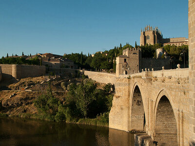 Caja Tour por Toledo con visita a la Catedral y entrada a los monumentos para 2 personas