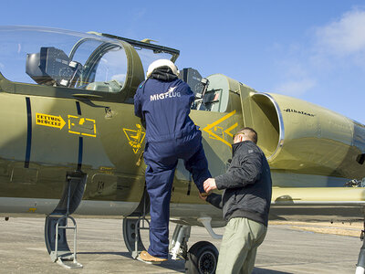 Coffret Pilote d'un jour en Floride : vol de 45 minutes en avion de chasse militaire L-39 Albatros