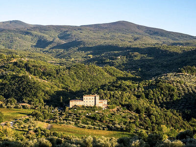 Relax da fiaba sul Monte Amiata: romantico soggiorno di 1 notte in castello