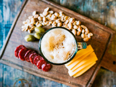 Caja regalo Pack de cervezas, audio-cata, snacks y vaso cervecero a domicilio con esCerveza