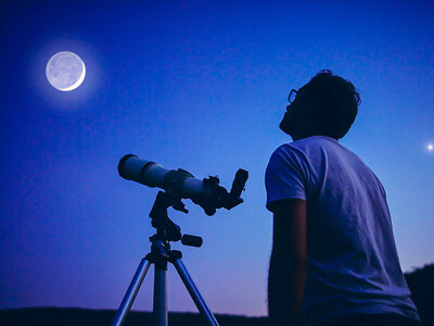 Caja regalo Visita a Trujillo con observación e interpretación lunar y cata de quesos extremeños para 2