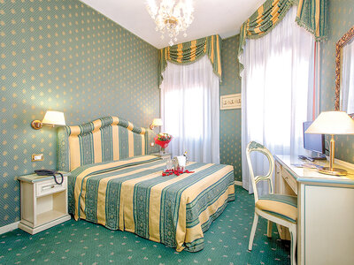 L’incanto di Venezia: 2 romantiche notti con colazione in tipici B&B e hotel 3* o 4*