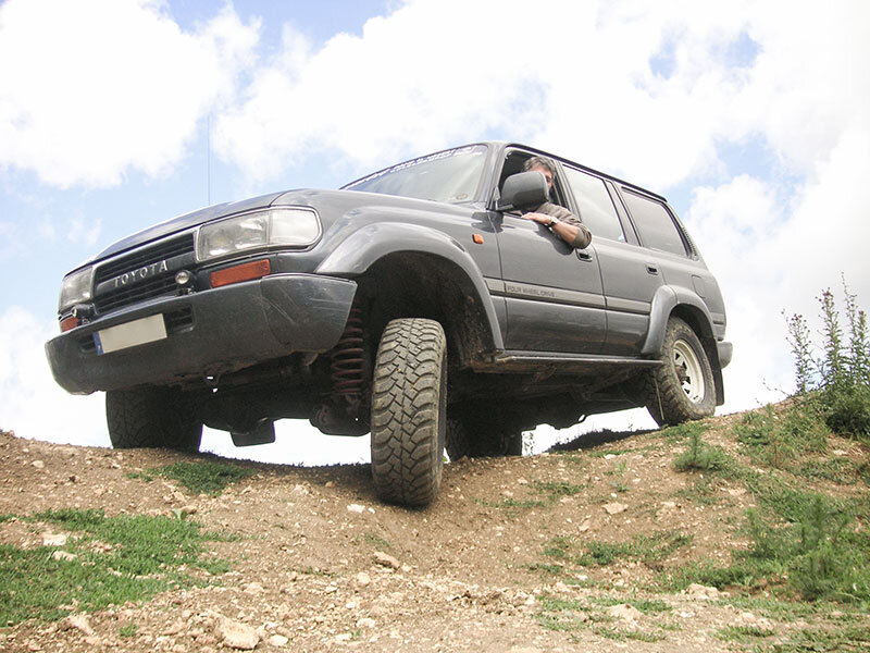 Initiation au raid 4x4 lors d'une demi-journée à sensations