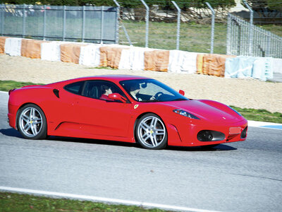 Caja Circuito de Montmeló: 1 vuelta en Ferrari F430 Challenge