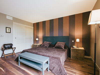 Escapade étoilée avec pause relaxante au bain bouillonnant