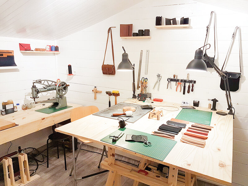 Atelier de maroquinerie avec confection d’un porte-carte en cuir