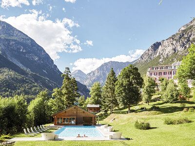 Coffret Bien-être sublime à Bagni Nuovi di Bormio : entrée d'un jour pour 2 avec kit Spa