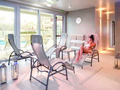 Relax vista mare a Rimini: percorso Spa e cena di 4 portate per 2 persone