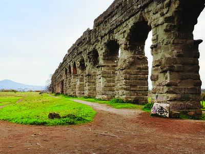 Visite guidée des aqueducs de la Rome antique et dégustation pour 2