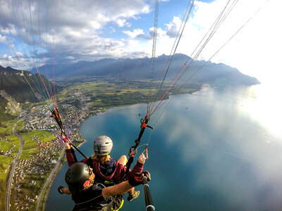 Geschenkbox 1 Paragliding-Flug mit HD-Video und 360°-Fotos