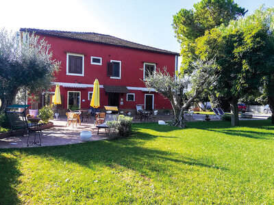 Smartbox - Cofanetto Regalo - Puglia in Famiglia: 1 Notte in B&B, agriturismi o strutture 3* - Idee Regalo Originale