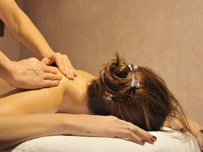 Cofanetto Felicità a 4*: 1 notte con cena e romantica pausa benessere