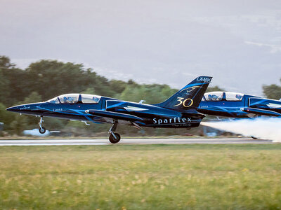 Coffret cadeau Vol en avion de chasse L-39 Albatros de 30 minutes en République tchèque