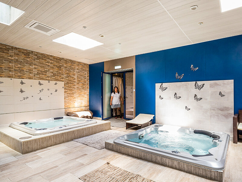 Accès privé de 1h20 à l’espace bien-être, gommage de 40 min et massage de 30 min à Amiens