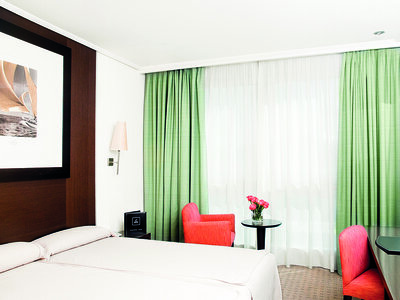 Magico soggiorno di 1 notte in hotel 3* o 4* in Spagna