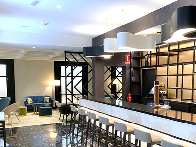 Caja regalo 1 noche en habitación Cosy en Abba San Sebastián Hotel 4*