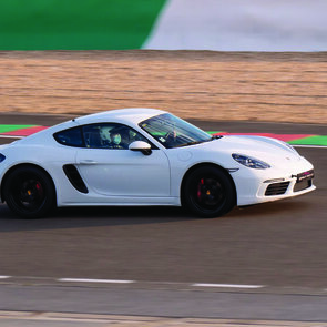 Coffret Cadeau Stage de Pilotage Porsche : découvrez la funbox