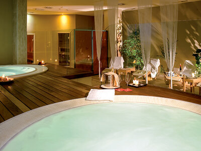 Cofanetto A tutto relax in Italia: 2 giorni in hotel 3* o 4* con accesso alla spa e alle terme