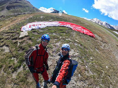 Coffret Vol exceptionnel de 40 min en parapente biplace avec photos et vidéos à Zermatt