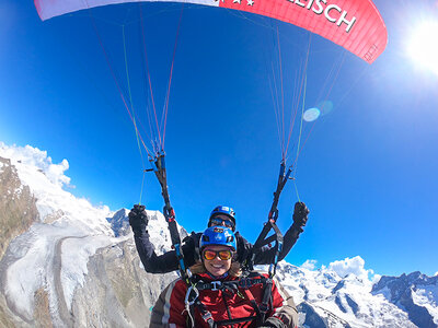 Cofanetto Volo in parapendio di 20 minuti con foto e video ricordo a Zermatt